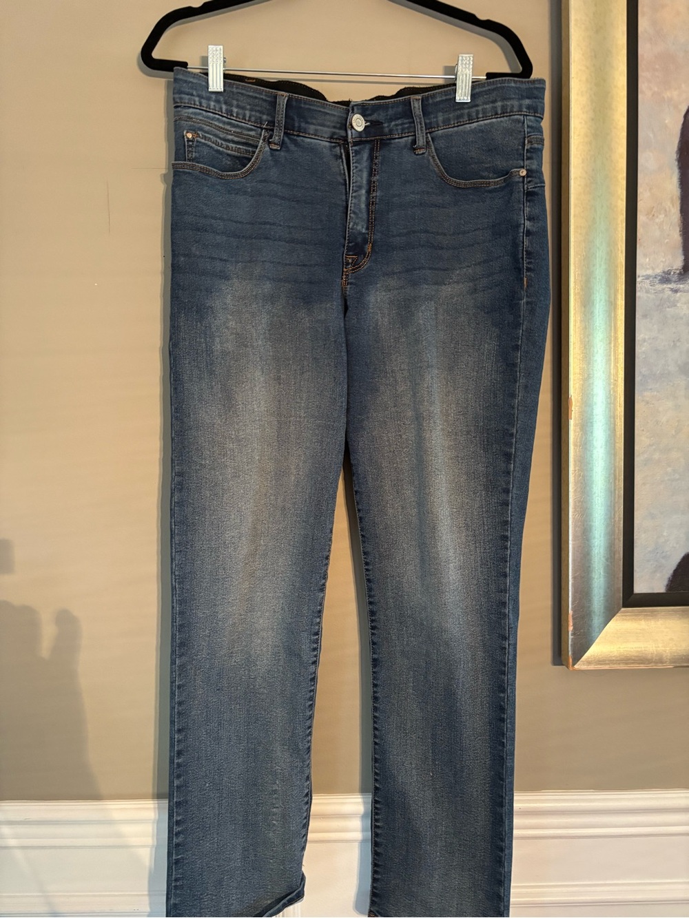 Angels Forever Young Everluxe Lift Straight Leg Jeans in Mid Blue Wash 12/31